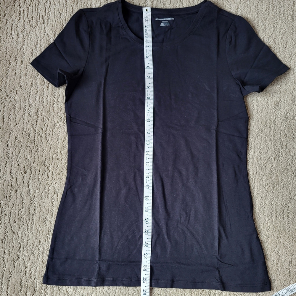 Women’s 2-Pack Short Sleeve Crewneck T-Shirts – Black & White – Size S – NWOT - Picture 5 of 8